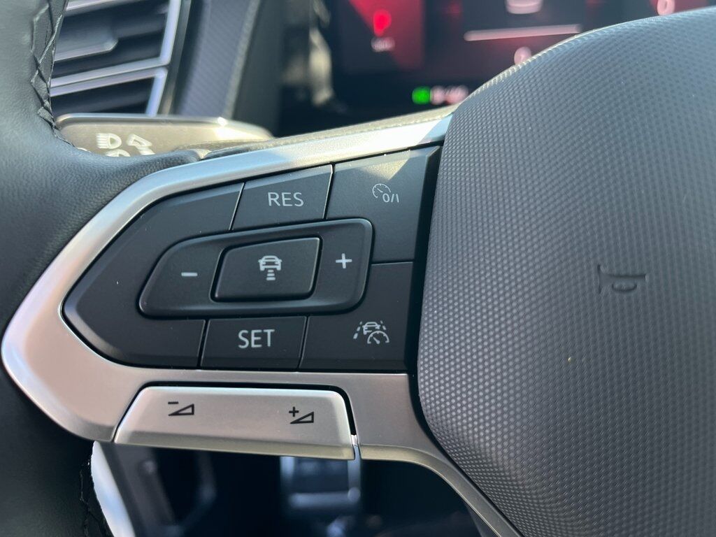 2025 Volkswagen Atlas 2.0T Peak Edition Green Bay WI