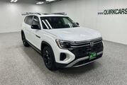 2025 Volkswagen Atlas 2.0T Peak Edition Oshkosh WI