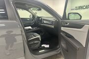 2025 Volkswagen Atlas 2.0T Peak Edition Oshkosh WI