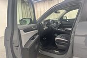 2025 Volkswagen Atlas 2.0T Peak Edition Oshkosh WI