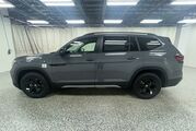 2025 Volkswagen Atlas 2.0T Peak Edition Oshkosh WI