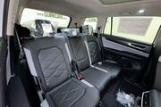 2025 Volkswagen Atlas 2.0T Peak Edition Oshkosh WI