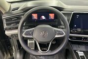 2025 Volkswagen Atlas 2.0T Peak Edition Oshkosh WI
