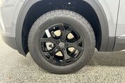 2025 Volkswagen Atlas 2.0T Peak Edition Oshkosh WI