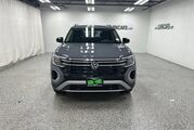 2025 Volkswagen Atlas 2.0T Peak Edition Oshkosh WI
