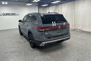 2025 Volkswagen Atlas 2.0T Peak Edition Oshkosh WI