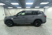 2025 Volkswagen Atlas 2.0T Peak Edition Oshkosh WI