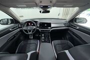 2025 Volkswagen Atlas 2.0T Peak Edition Oshkosh WI