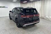 2025 Volkswagen Atlas 2.0T Peak Edition Oshkosh WI