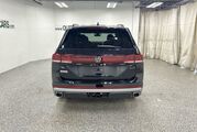 2025 Volkswagen Atlas 2.0T Peak Edition Oshkosh WI