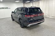 2025 Volkswagen Atlas 2.0T Peak Edition Oshkosh WI