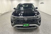 2025 Volkswagen Atlas 2.0T Peak Edition Oshkosh WI