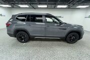 2025 Volkswagen Atlas 2.0T Peak Edition Oshkosh WI