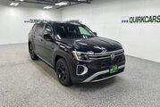 2025 Volkswagen Atlas 2.0T Peak Edition Oshkosh WI