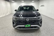 2025 Volkswagen Atlas 2.0T Peak Edition Oshkosh WI
