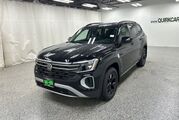 2025 Volkswagen Atlas 2.0T Peak Edition Oshkosh WI