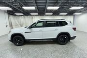2025 Volkswagen Atlas 2.0T Peak Edition Oshkosh WI
