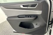2025 Volkswagen Atlas 2.0T Peak Edition Oshkosh WI