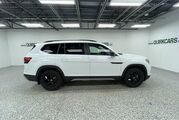 2025 Volkswagen Atlas 2.0T Peak Edition Oshkosh WI