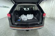 2025 Volkswagen Atlas 2.0T Peak Edition Oshkosh WI