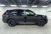 2025 Volkswagen Atlas 2.0T Peak Edition Oshkosh WI