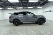 2025 Volkswagen Atlas 2.0T Peak Edition Oshkosh WI