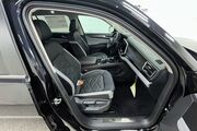 2025 Volkswagen Atlas 2.0T Peak Edition Oshkosh WI