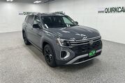 2025 Volkswagen Atlas 2.0T Peak Edition Oshkosh WI