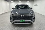 2025 Volkswagen Atlas 2.0T Peak Edition Oshkosh WI