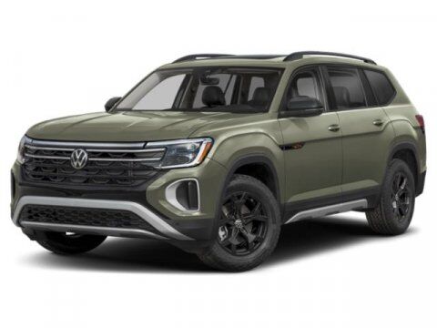 2025 Volkswagen Atlas 2.0T Peak Edition Oshkosh WI