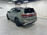 2025 Volkswagen Atlas 2.0T Peak Edition Oshkosh WI