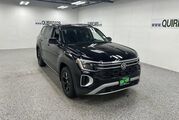 2025 Volkswagen Atlas 2.0T Peak Edition Oshkosh WI