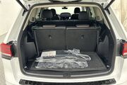 2025 Volkswagen Atlas 2.0T Peak Edition Oshkosh WI