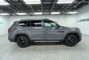2025 Volkswagen Atlas 2.0T Peak Edition Oshkosh WI