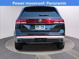2025 Volkswagen Atlas 2.0T Peak Edition Oshkosh WI