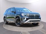 2025 Volkswagen Atlas 2.0T Peak Edition Oshkosh WI