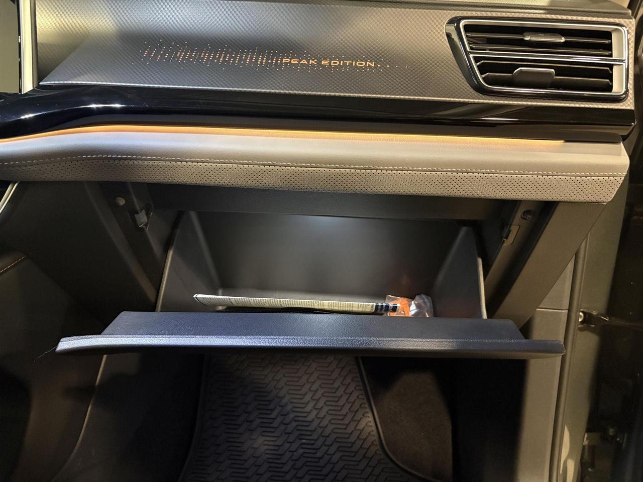 2025 Volkswagen Atlas 2.0T Peak Edition Parker CO