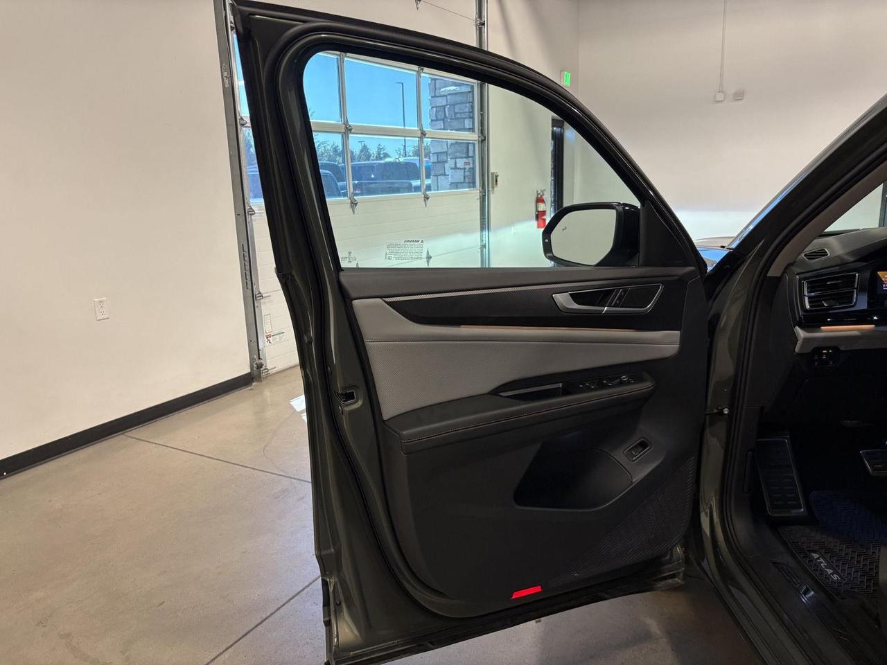 2025 Volkswagen Atlas 2.0T Peak Edition Parker CO