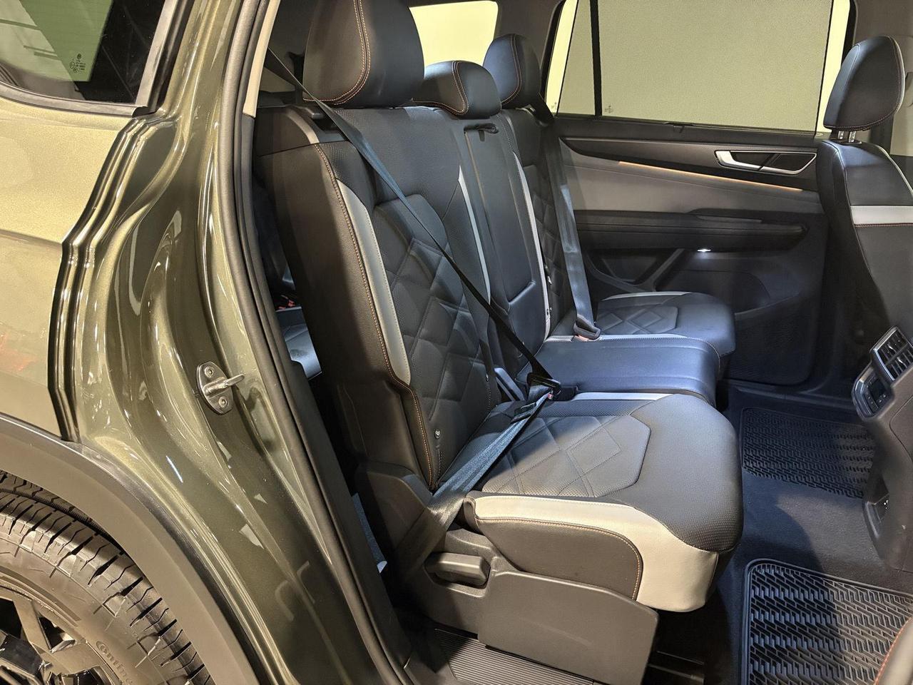 2025 Volkswagen Atlas 2.0T Peak Edition Parker CO