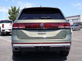 2025 Volkswagen Atlas 2.0T Peak Edition SE Oshkosh WI