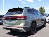 2025 Volkswagen Atlas 2.0T Peak Edition SE Oshkosh WI