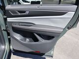 2025 Volkswagen Atlas 2.0T Peak Edition SE Oshkosh WI