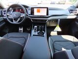 2025 Volkswagen Atlas 2.0T Peak Edition SE Oshkosh WI