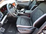 2025 Volkswagen Atlas 2.0T Peak Edition SE Oshkosh WI