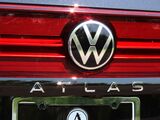 2025 Volkswagen Atlas 2.0T Peak Edition SE Oshkosh WI