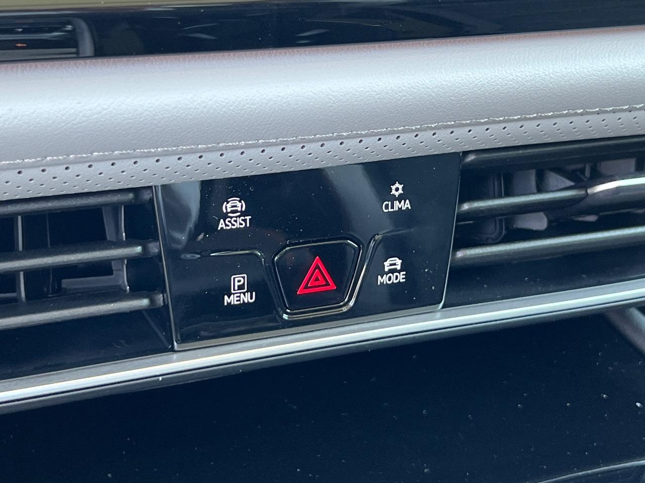 2025 Volkswagen Atlas 2.0T Peak Edition SE Hagerstown MD
