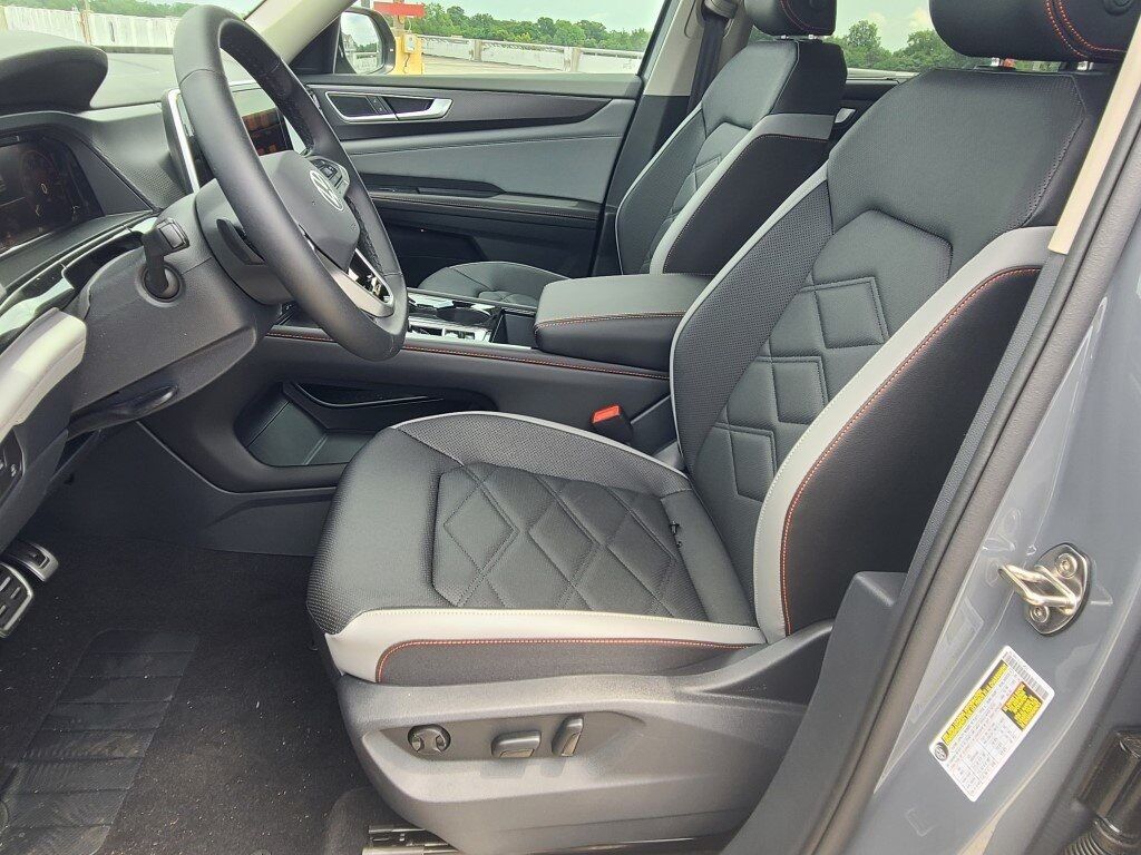 2025 Volkswagen Atlas 2.0T Peak Edition SE Springfield VA