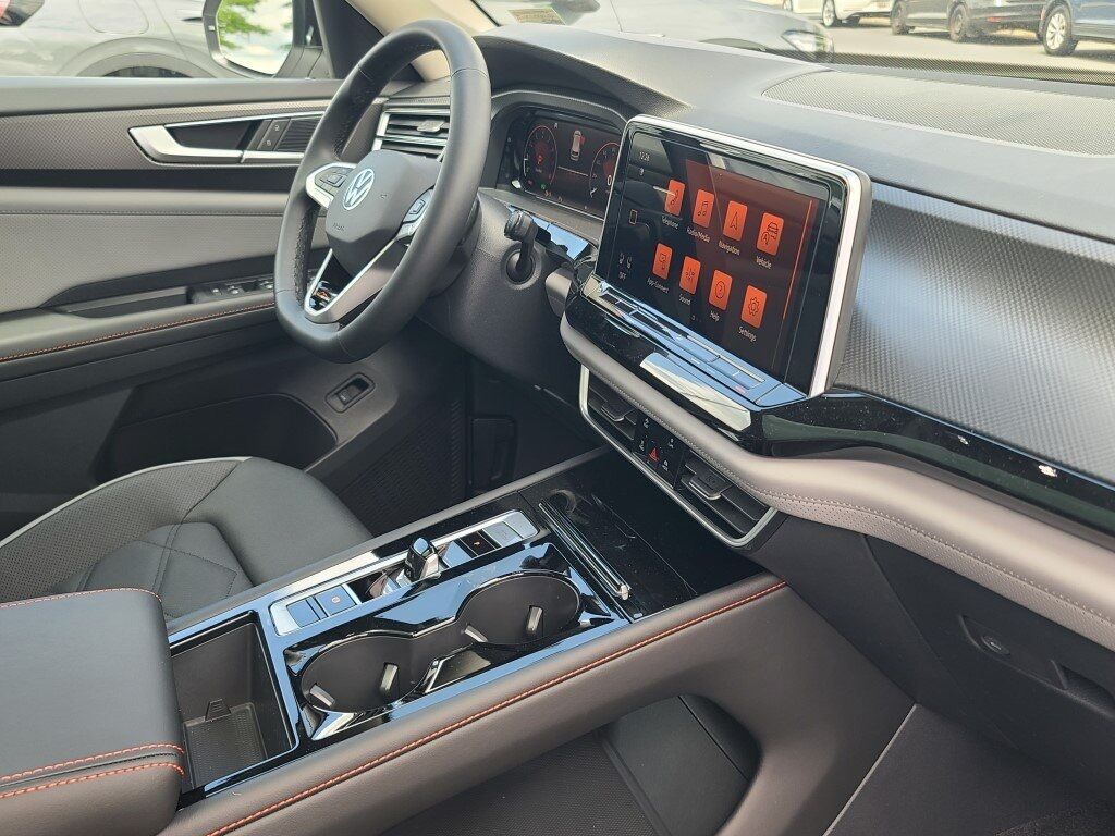 2025 Volkswagen Atlas 2.0T Peak Edition SE Springfield VA