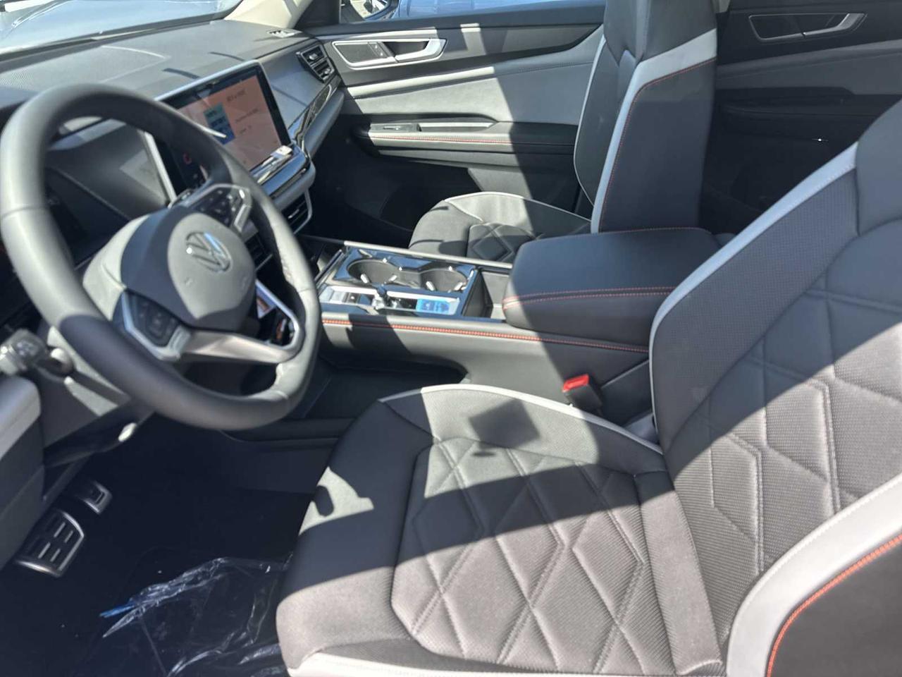 2025 Volkswagen Atlas 2.0T Peak Edition Medford MA