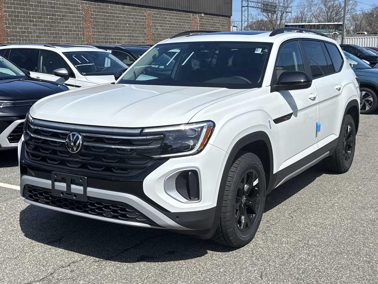 2025 Volkswagen Atlas 2.0T Peak Edition Medford MA